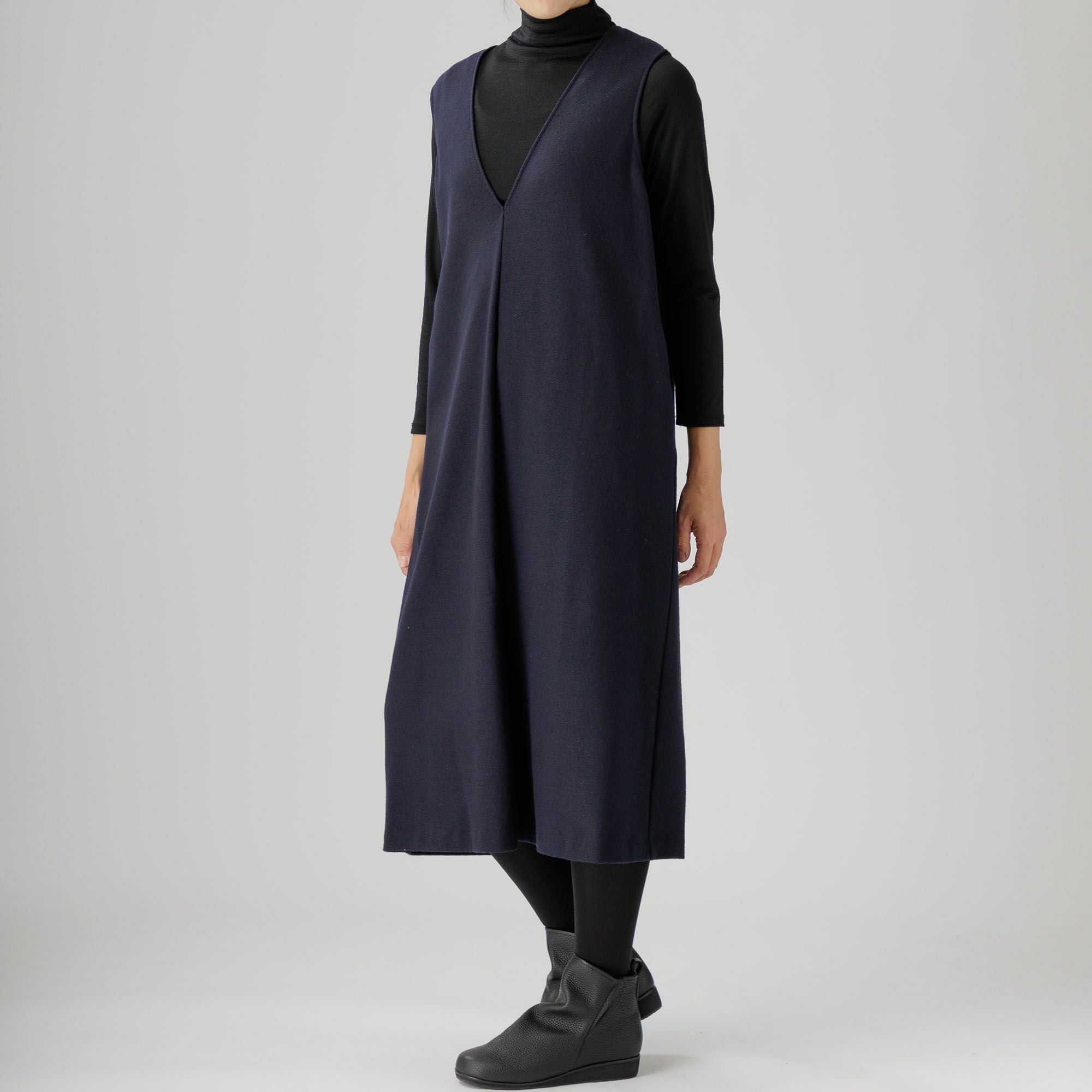 Vネックワンピース 323-32 Series | かぐらやONLINE SHOP