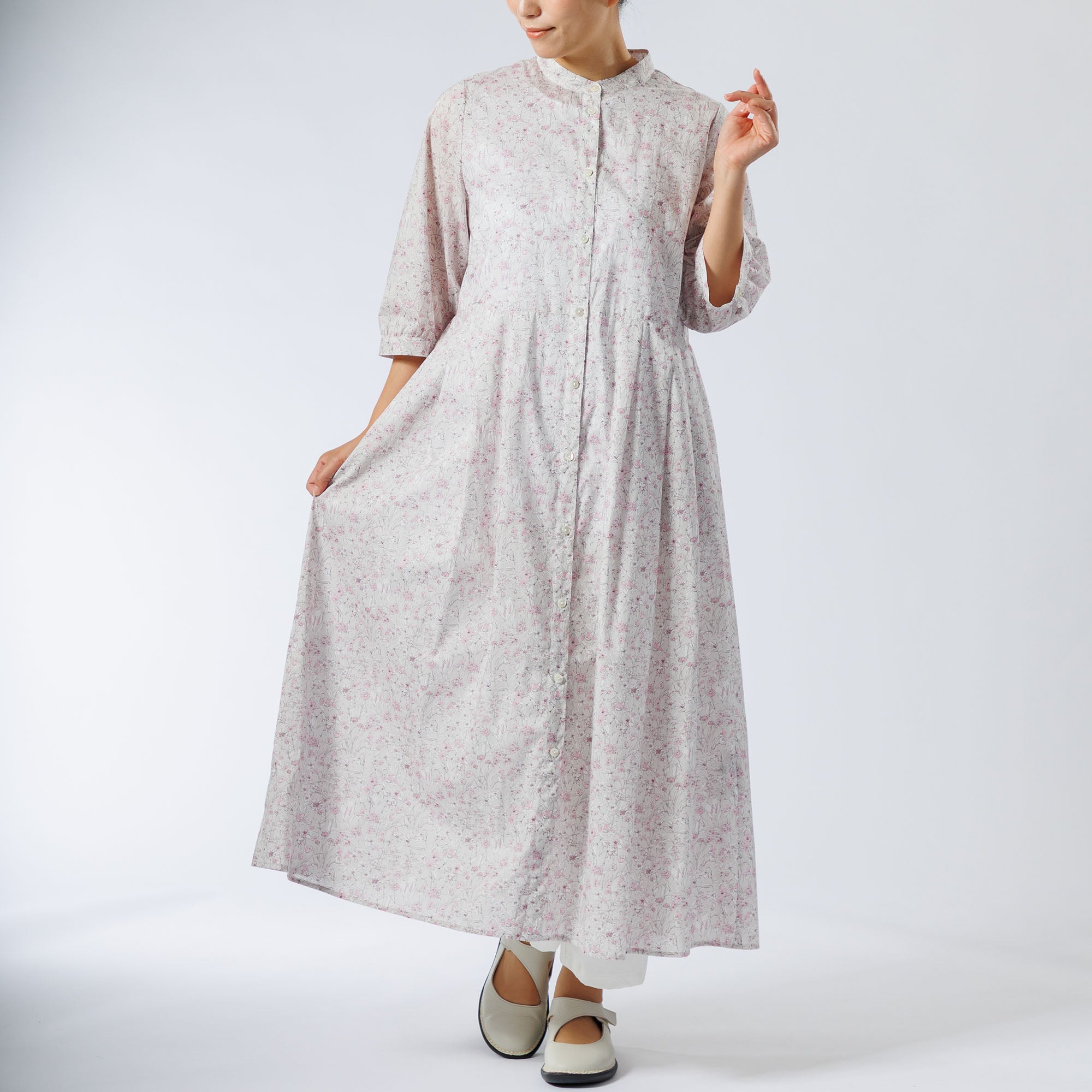 草花柄前開きワンピース 653-05 Series | かぐらやONLINE SHOP
