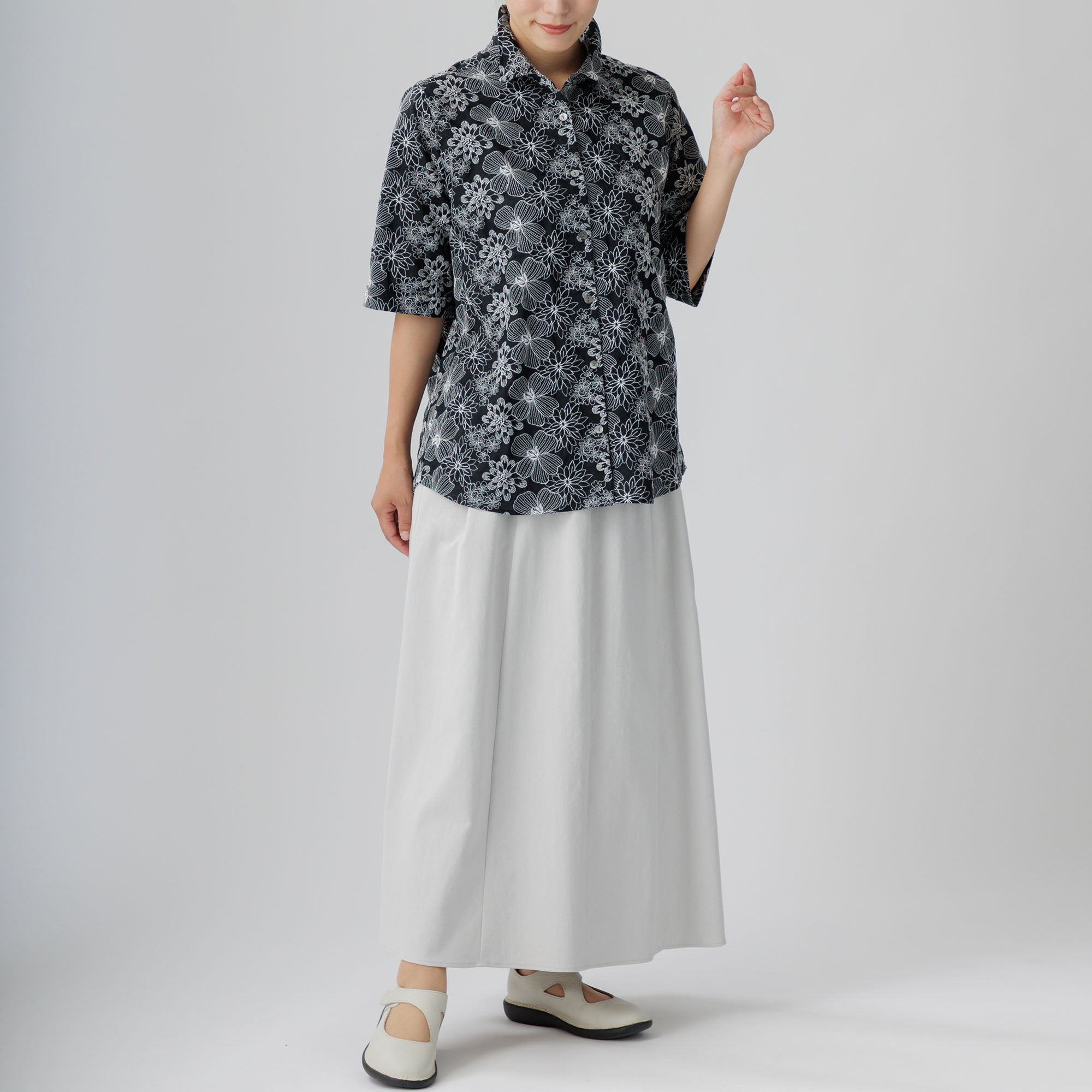 花柄刺繍ブラウス 674-08 Series | かぐらやONLINE SHOP